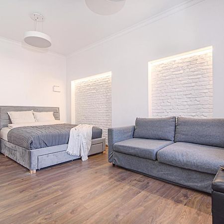 Welcoming Studio In Historic Vilnius With Free Parking By Urban Rent Apartment Exterior photo